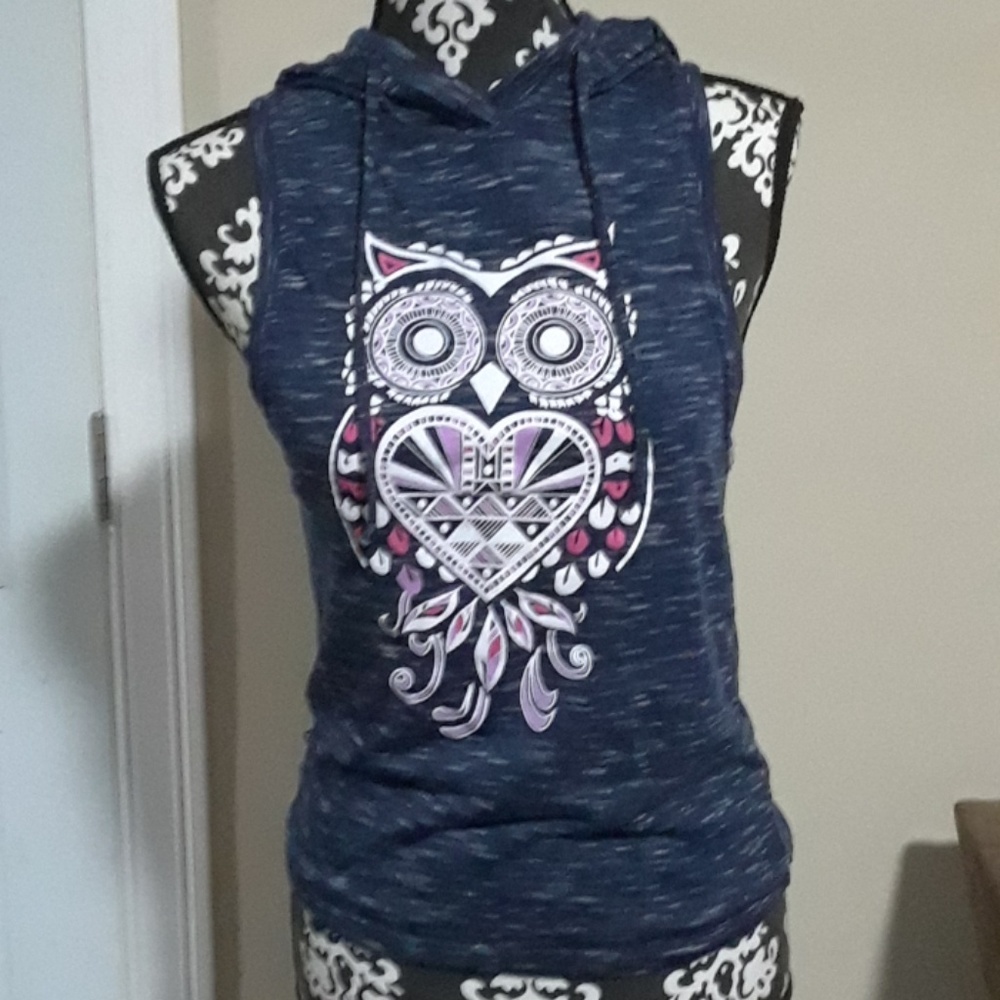 Cute hoodie-top. Size XS/XCH 1